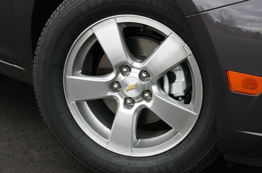  Chevrolet Cruze 1LT 2011 года  (фото 33 из 36)